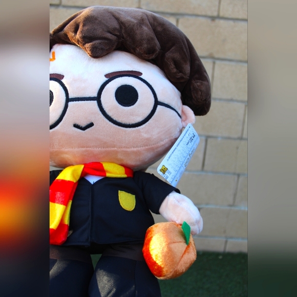 ✨🆕✨ Harry Potter. Seasonal Plush Room Décor - Picture 6 of 11